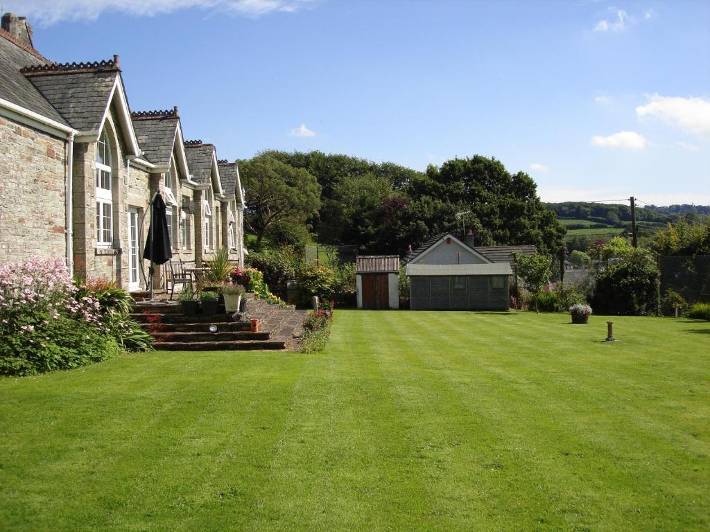 Hotel The Old School House Yelverton Exterior foto